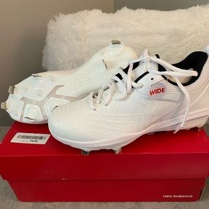 New Balance Men's FuelCell 4040 V6 Metal Baseball Shoe